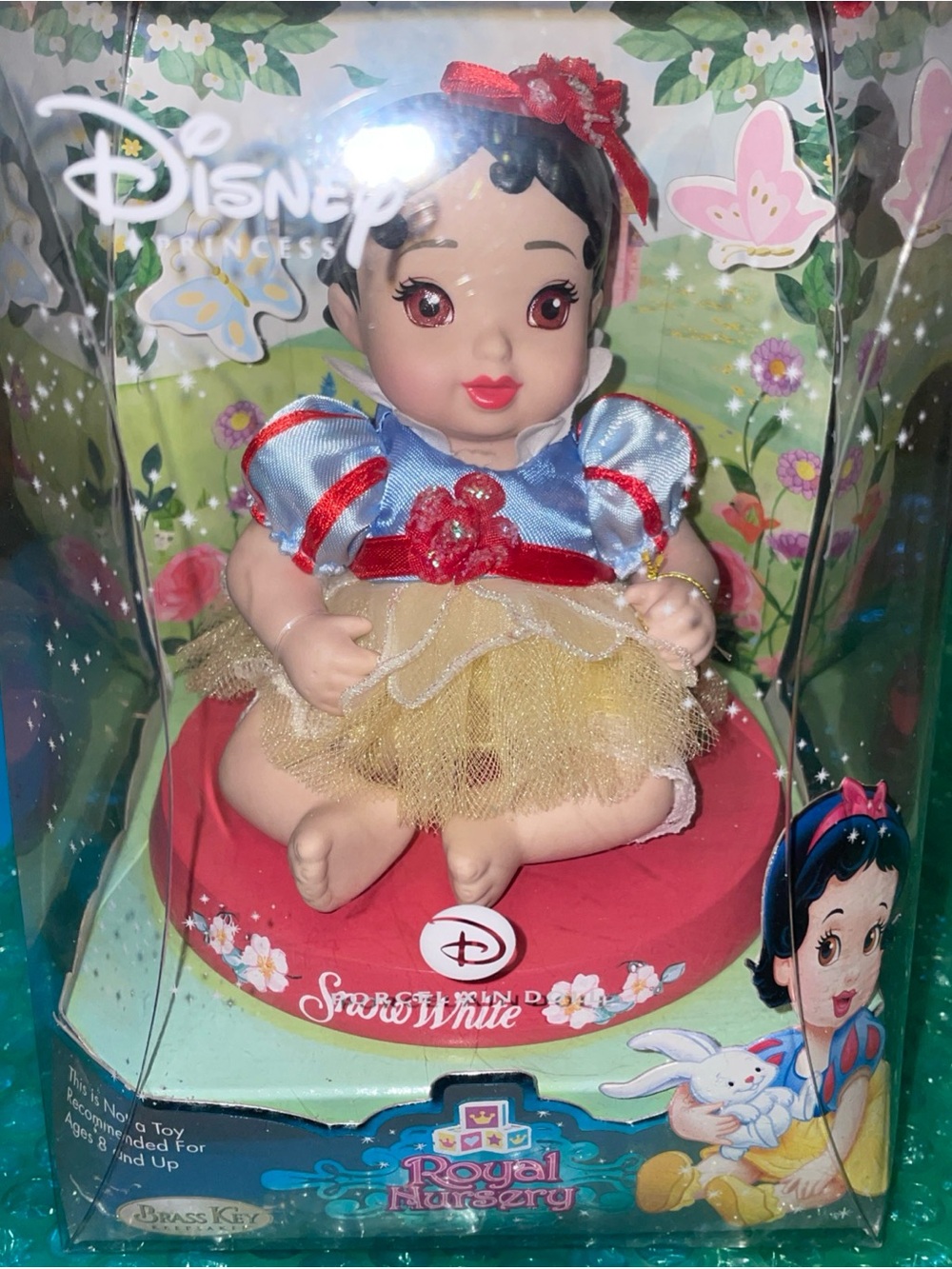 Disney Royal Nursery Snow White Porcelain Doll Baby Bloomers 8in 2006